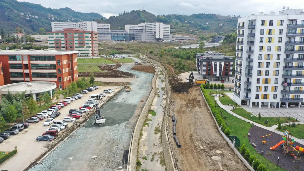 ORDU ŞEHİR HASTANESİNİN YOLUNDA ÇALIŞMALAR DEVAM EDİYOR