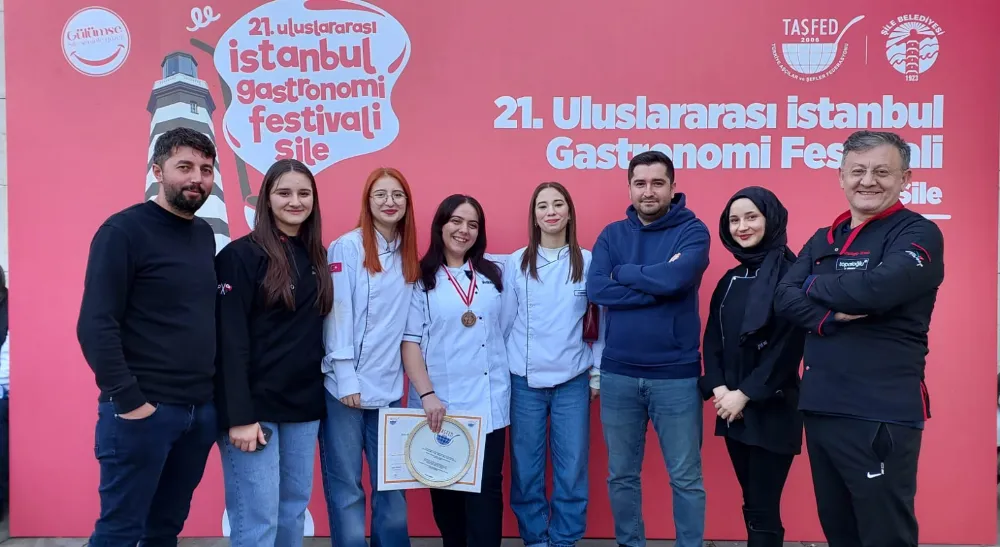 ÜNYE KIZ MESLEK LİSESİ ÖĞRENCİLERİ İSTANBUL’DA SEKTÖR GEZİSİNDE