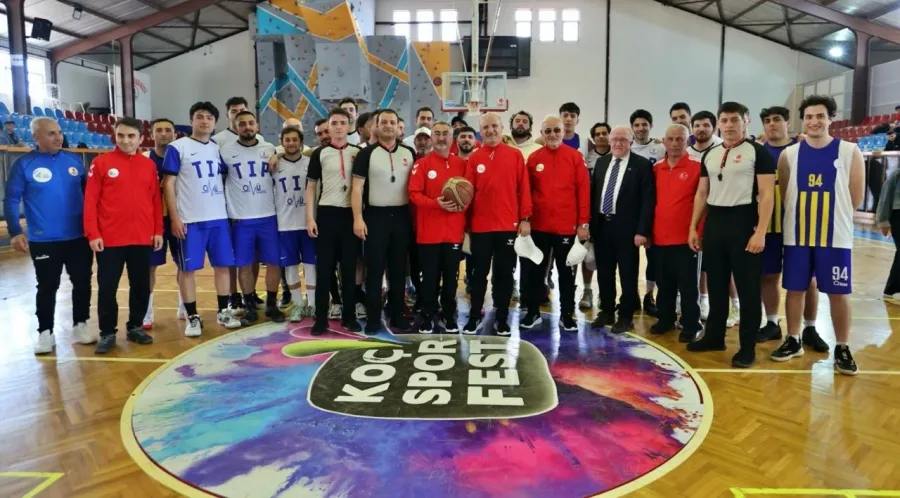 YÖK Başkanı Özvar, Milli Sporcularla Birlikte “Spor Dostu Kampüs” Projesini Tanıttı