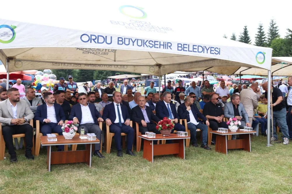 916. YAĞLI GÜREŞ VE KÜLTÜR FESTİVALİNİN AÇILIŞI YAPILDI