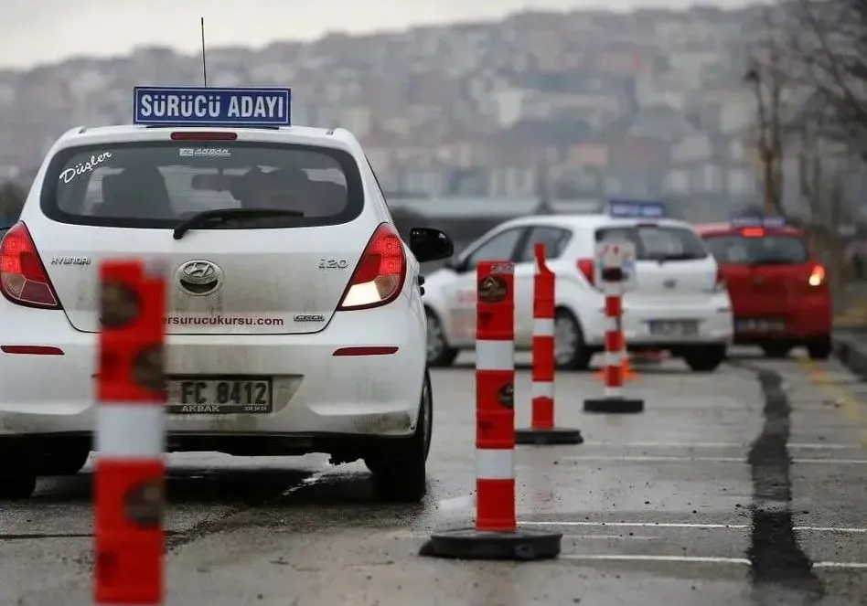 EHLİYET SINAVI KURALLARI DEĞİŞİYOR!