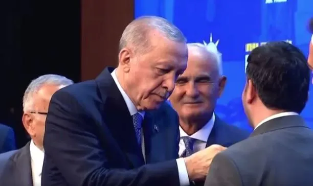 BAŞKAN KARAYİĞİT, RESMEN AK PARTİ’DE!