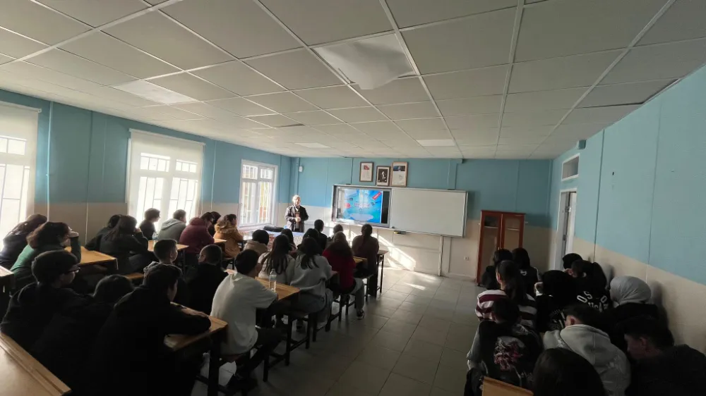 Ünye Tekkiraz Anadolu Lisesi Öğrencilerine Sağlık Semineri