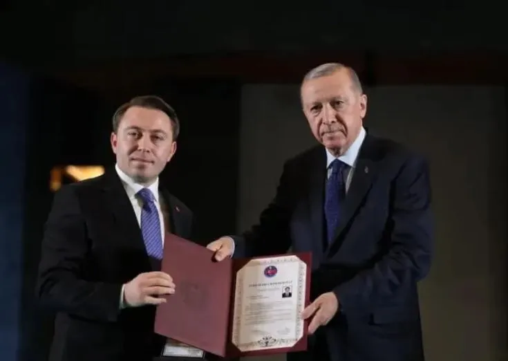 Cumhurbaşkanı Erdoğan’dan Ordulu Kaymakam Hülür’e “Başarılı İdareci Ödülü”