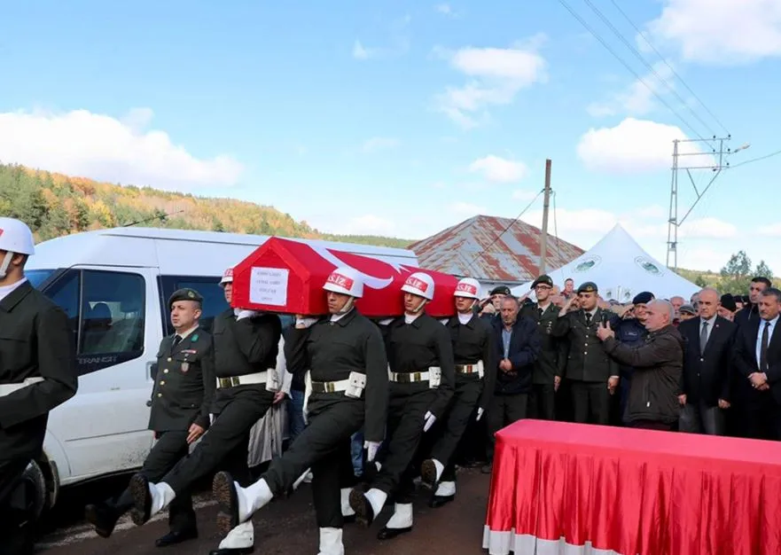 Kıbrıs Gazisi  Cemal Şahin son yolculuğuna uğurlandı