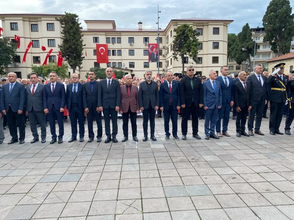 ÜNYE’DE 102 YILLIK CUMHURİYET COŞKUSU BAŞLADI