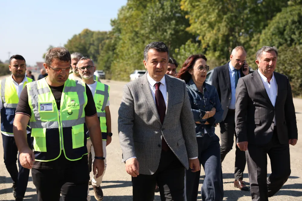 Başkan Halit Doğan Terme ilçesinde yapımı süren Yeni Bulvar Yolu’nda...