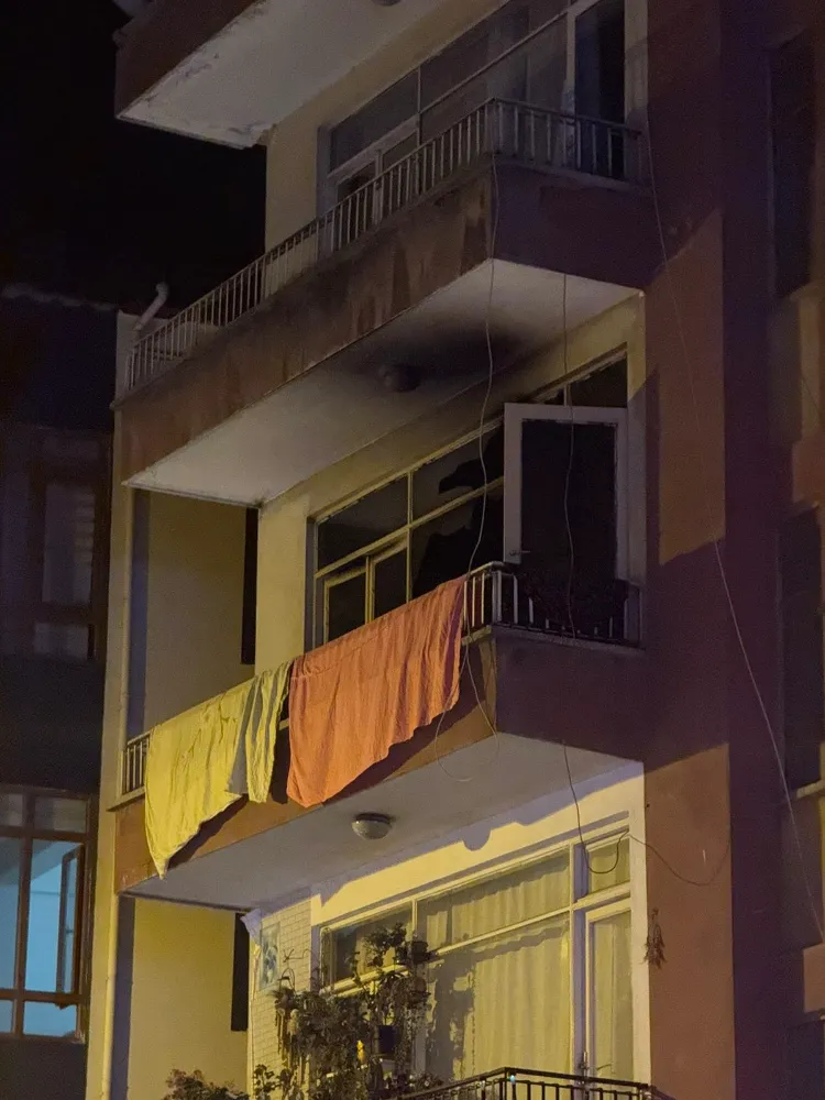 ÜNYE’DE EV YANGINI: ANNE VE OĞLU AĞIR YARALI
