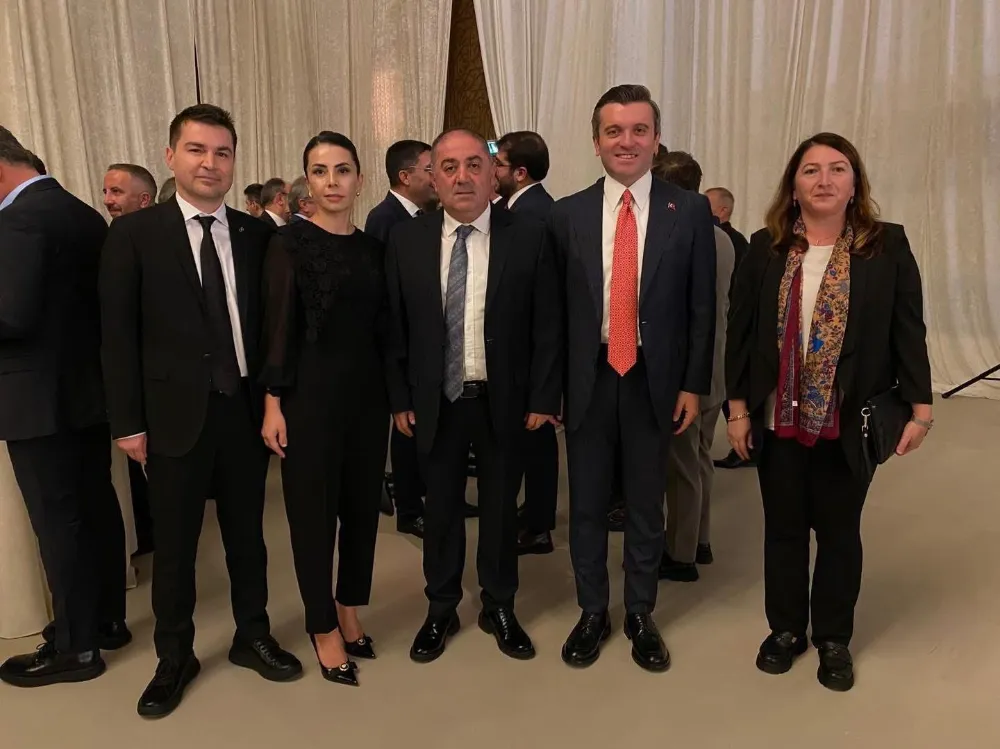 Siyaset ve Bürokrasi,  ÖZER