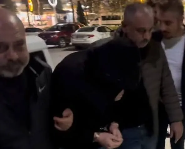 FATSA’DAKİ KUYUMCU SOYGUNUNDA YAKALANAN ŞÜPHELİ ADLİYEDE
