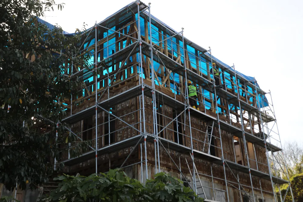 18 ODALI ÇAMAŞ CEVAT BEY KONAĞININ RESTORASYONU SÜRÜYOR