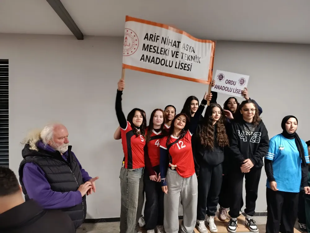 ÜNYE ARİF NİHAT ASYA KIZ MTAL’DEN SU SPORLARINDA BÜYÜK BAŞARI