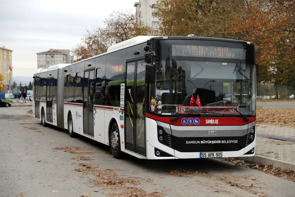 Samsun Büyükşehir Belediyesi, otobüs seferlerine yeni güzergahlar ekleyerek ulaşım ağını genişletiyor.