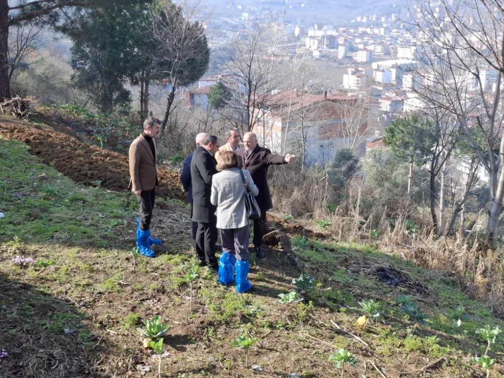 Tavlı Bayramca Mahallesi’nde yapılması planlanan yeni sosyal tesis alanında...