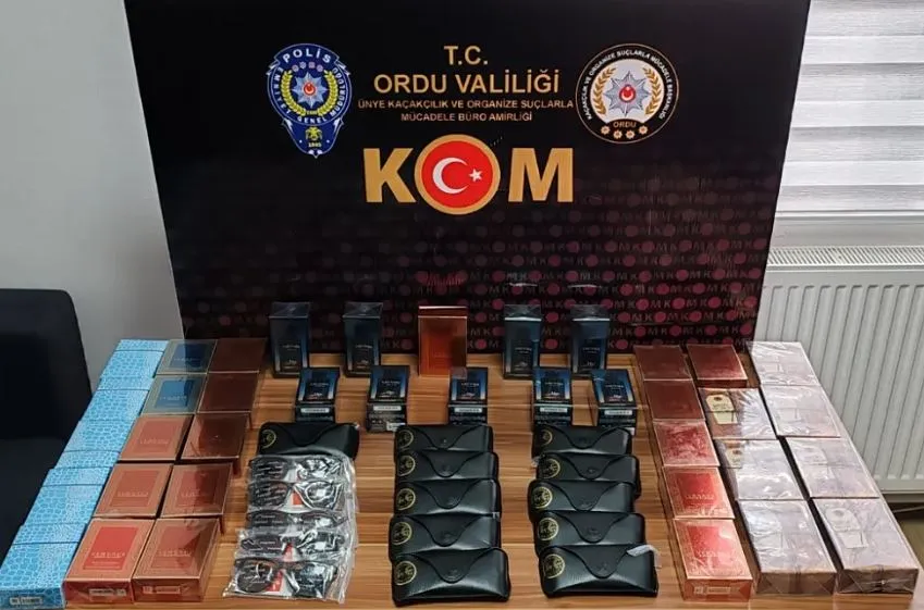 Ünye ve Altınordu ilçelerinde kaçakçılık operasyonu yapıldı.