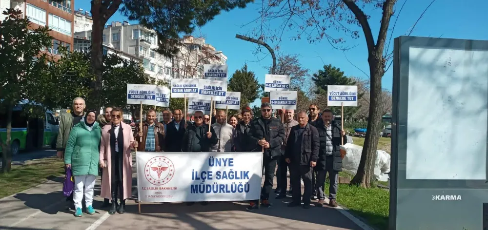 Ünye’de Obezite Gününde Farkındalık Yürüyüşü Düzenlendi