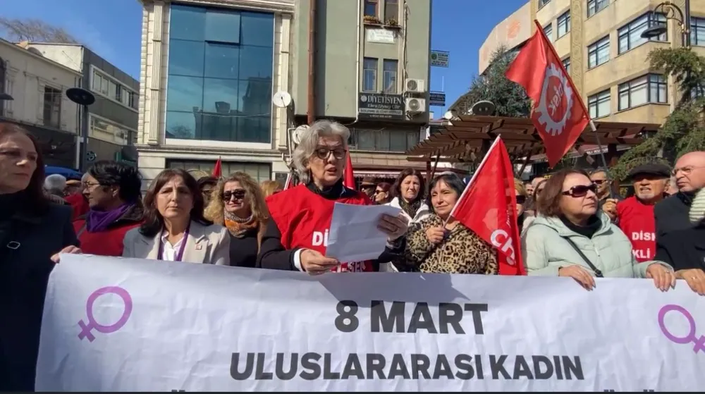 Sendika Üyesi Fatma Selim: “Kadınların Örgütlü Mücadelesi Düzeni Değiştirecek”