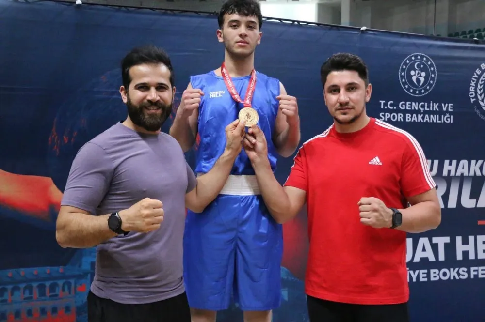 Liseli Sporcudan Türkiye Şampiyonluğu!
