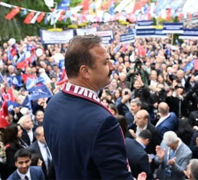  GENEL BAŞKAN AĞIRALİOĞLU’NA  ANAHTAR PARTİ ÜNYE