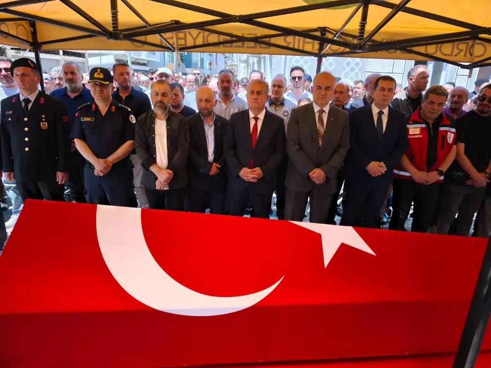 KIBRIS GAZİSİ KANİ DEMİR SON YOLCULUĞUNA UĞURLANDI