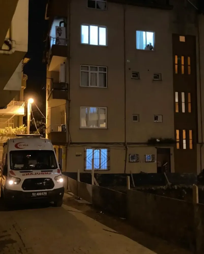Ünyeli sağlık çalışanı Ahmet Seçkin (35) yaşamını yitirdi.