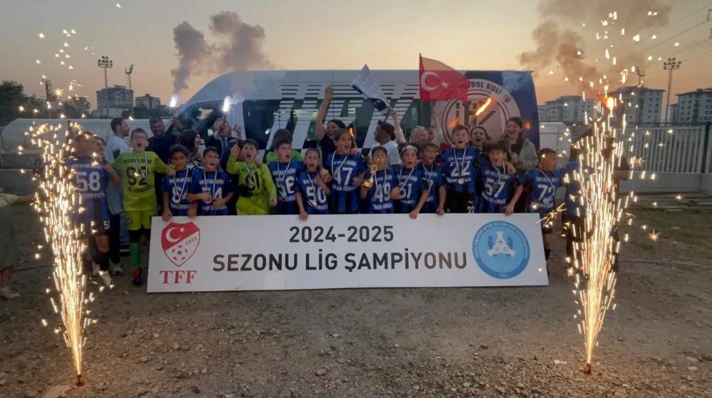 ÜNYE FK ALTYAPI LİGLERİNDE SEZONA DAMGA VURDU