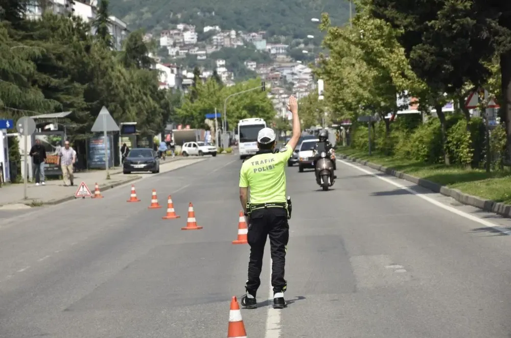 ORDU’DA 1 HAFTADA 2 BİNDEN FAZLA SÜRÜCÜYE CEZA!