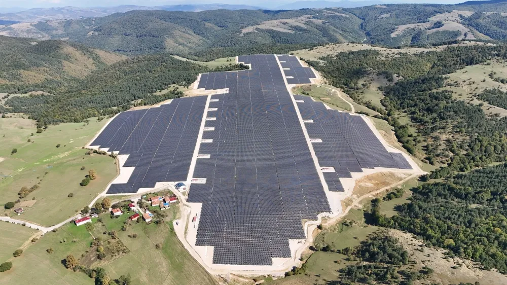 Güneş Enerji Santrali (GES),  tam kapasiteyle üretim yaparak büyük bir başarıya imza attı.