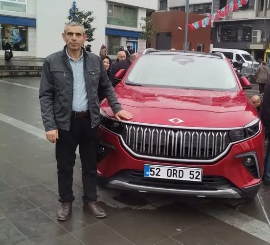  Polis memuru Zeki Tan, yakalandığı amansız hastalığa yenik düşerek yaşamını yitirdi.
