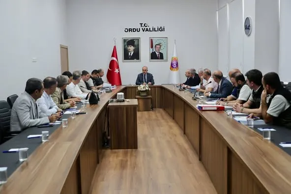 İl Hayvanları Koruma Kurulu Toplantısı, Vali Erol’un Başkanlığında Yapıldı