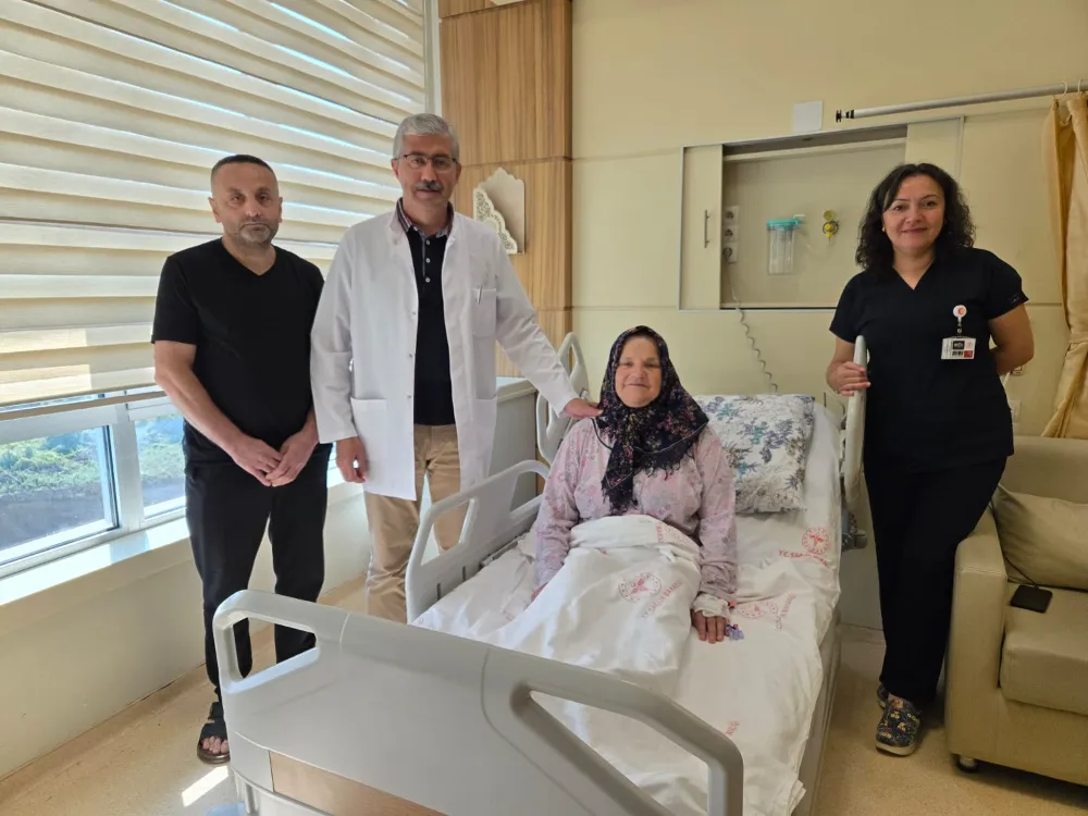ÜNYE DEVLET HASTANESİNDE BİR İLK : OMURİLİĞİNDEKİ TÜMÖR BAŞARIYLA ALINDI.