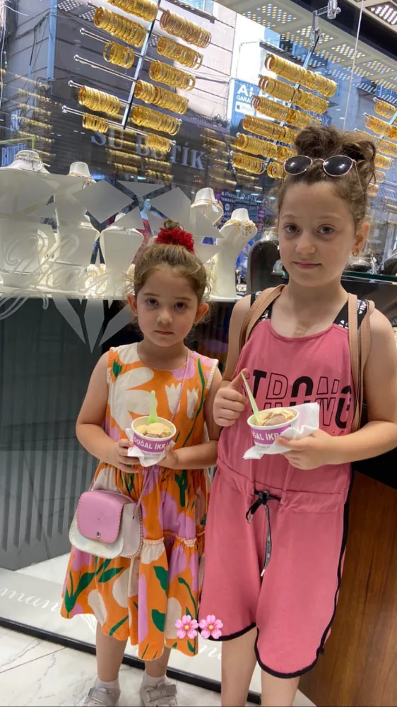 Yaman Kuyumculuk’tan Ünyelilere Serinleten Tatlı Sürpriz…