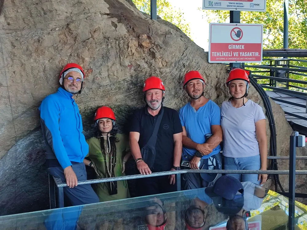 ASPEG Ekibi Ünye Kalesi’nde İncelemelerde Bulundu