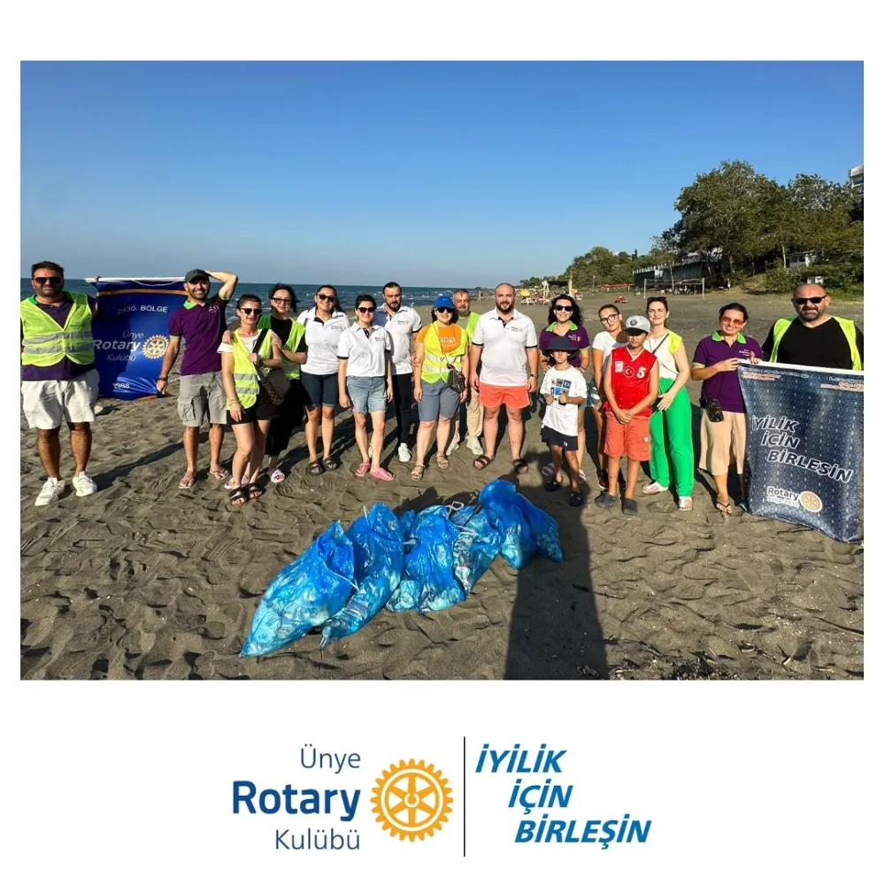ÜNYE ROTARY GELENEĞİ SÜRDÜRDÜ: UZUNKUM SAHİLİ TEMİZLENDİ