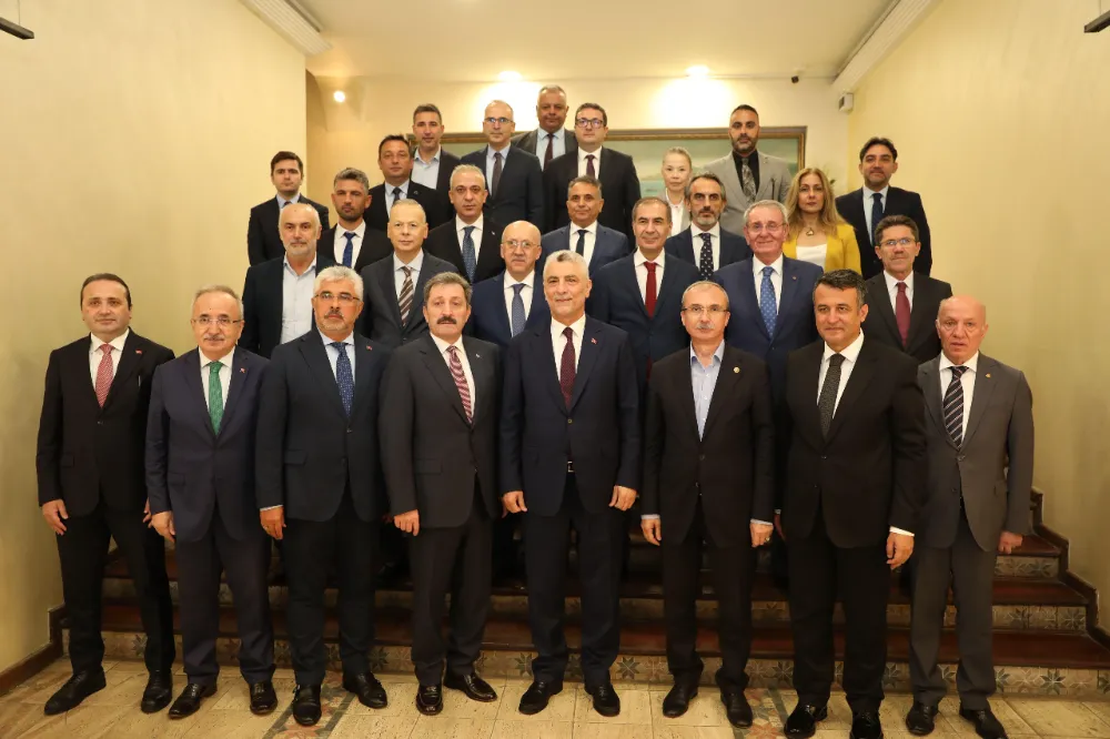 İHRACATTA HEDEF 5 MİLYAR DOLAR