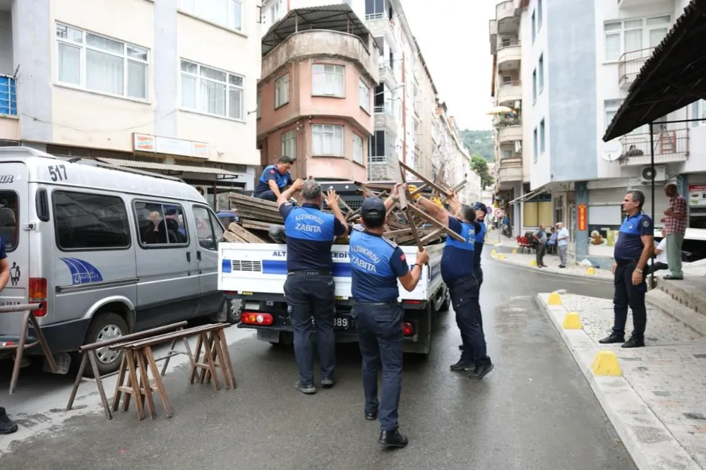 ALTINORDU’DA KALDIRIM DENETİMLERİ DEVAM EDİYOR